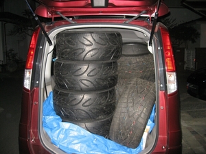 2011_0223_tire01.jpg