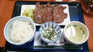 2014_0531_hiland12_gyutan.jpg